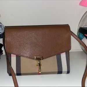 Burberry women crossbody bag